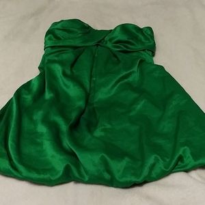 Satin strapless small bubble dress